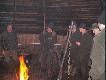 Wigilia
Od kilku lat w dniu Wigilii, przed po�udniem, grono my�liwych z naszego ko�a spotyka si� nad jeziorem. W tym roku jednak pogoda wywin�a nam psikusa i musieli�my si� przenie�� do wigwamu.
