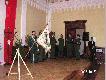 55 lat K.�. NR 32 "JELE�"
Obchody 55 – lecia Ko�a �owieckiego nr 32 „Jele�” w W�growcu odby�y si�       26 pa�dziernika 2007 r. w auli Liceum Og�lnokszta�c�cego w W�growcu. Spotkanie  rozpocz�� Prezes, kol. Zbys�aw Thomas, przypomnieniem historii Ko�a. Nast�pnie nast�pi�a bardzo uroczysta chwila wr�czenia sztandaru Ko�a ,po�wi�conego wcze�niej przez jednego z duchownych W�growca ks. Andrzeja Rgielskiego. Nale�y nadmieni� , �e sztandar zosta� ufundowany z pieni�dzy ofiarowanych przez cz�onk�w Ko�a. Delegacja Ko�a �owieckiego nr 32 Jele� z�o�ona z cz�onk�w Zarz�du Ko�a, przyj�a sztandar z r�k Prezesa Okr�gowej Rady �owieckiej w Pile ,kol. Przybylskiego. Nast�pnie przekazano Go pocztowi sztandarowemu Ko�a. Nast�pnym mi�ym akcentem spotkania, by�o wr�czanie odznacze�. Najwa�niejszym odznaczeniem �owieckim uhonorowano kol. Zbys�awa Thomasa. Otrzyma� Z�OM. Ogromne gratulacje. Jest to czwarty Z�OM w r�kach my�liwych powiatu w�growieckiego. Trzeci w naszym Kole. Z�oty Medal Zas�ugi �owieckiej otrzyma�o nasze Ko�o za ca�okszta�t dzia�alno�ci .Jest to ogromne wyr�nienie dla wszystkich cz�onk�w. Kilku innych Koleg�w, otrzyma�o Br�zowe Medale Zas�ugi �owieckiej oraz medale za rozw�j �owiectwa pilskiego ,jak i wielkopolskiego. Nagrodzeni zostali r�wnie� triumfatorzy turnieju strzeleckiego ,kt�ry odby� si� w okresie letnim.  .Opraw� artystyczn� ca�ego jubileuszu stanowi�y utwory grane na instrumentach d�tych, kt�re zosta�y odczarowane w r�kach cz�onk�w zespo�u muzycznego z Goraju. W spotkaniu naszym uczestniczy�o wielu znamienitych go�ci. M.in. Dyrektor Regionalnej Dyrekcji Las�w Pa�stwowych w Pile, Prezes Okr�gowej Rady �owieckiej w Pile, �owczy Okr�gowy w Pile, Starosta Powiatu W�growieckiego, W�jt Gminy W�growiec, w�jtowie innych gmin, Prezesi s�siednich K� �owieckich, dzieci i m�odzie� z Gimnazjum w R�czynie i dzieci z oddzia�u przedszkolnego , z kt�rymi nasze Ko�o wsp�pracuje od 15 lat. Nast�pnie wszyscy udali si� do restauracji Jamajka gdzie odby�a si� biesiada my�liwska.