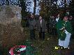 Po�wi�cenie kamienia pami�tkowego przez ks.Andrzeja.