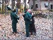 Poczty sztandarowe powoli docieraj� na miejsce zbi�rki