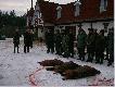 Zbior�wka w WK� "Czapla" w Runowie. Tata strzeli� dzika i zosta� v-ce kr�lem.