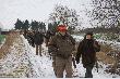 W drodze na stanowiska. Boska i Rafa�. Z ty�u reszta Kompaniji