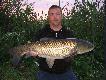 Pi�kna sztuka Piotra
Olbrzym sum z�apany przez Piotra d�ugo�� 170 cm ,waga 30-35kg i pi�kny amur  waga 7kg okazy zosta�y wpuszczone z powrotem do wody, moje gratulacje Piotrze.