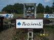 Po�czyn Zdr�j 2008 r.-pierwszy dzie�
22.08.2008-strzelnica w ��ku k.Po�czyna Zdroju.Pierwszy dzie� dwudniowych zawod�w strzeleckich na strzelnicy w ��ku.Strzelanie dublet�w na trapie,kr�gu i przelotach sta�o si� bardzo popularne.Szczeg�lnie na tej strzelnicy,za spraw� Po�czy�skich Spotka� �owieckich.Od kilku "�adnych"lat odbywa si� tutaj Turniej Dublet�w o Po�czy�sk� Flint�.Kto zdob�dzie Po�czy�sk� Flint� w tym roku,oka�e si� dopiero w sobot� ,23.08.2008 r.W imieniu organizator�w piecz� nad prawid�owym przebiegiem zawod�w sprawuje kol.W�odzimierz Pilarz.Odpowiedni cz�owiek na odpowiednim miejscu.Mo�na tylko zazdro�ci� kolegom z OR� w Koszalinie,�e maj� w swoich szeregach takich cz�onk�w.Wyniki pierwszego dnia s� na fotkach w mojej galerii.Prowadzi na razie Wiktor Pilarz,kt�ry "uciu�a�"43/50 pkt.Jest to wynik,kt�ry pozwala my�le� o "pudle".Jak b�dzie,zobaczymy.Z OSTATNIEJ CHWILI!!!!!!!!!!!!!!!!!!!!!!!!!!!!!!!!!!!!!!!!!!!!!!!!!!!!!!!!!!!!!!Po dogrywce na kr�gu,Po�czy�sk� Flint� 2008 zdoby� Wiktor Pilarz-43 pkt.,drugie miejsce zdoby� Jacek Pokorski 43 pkt.,trzecie Dariusz Czerwie� 41 pkt.Pozdr.DB