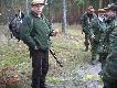 Prezes instruuje cz�onk�w swojego ko�a jak prze�y� gdy zwierzyny nie za  wiele.Grzybki koledzy,grzybki.Trzeba tylko znale�� kogo� kto potrafi je odpowiednio przyrz�dzi�.