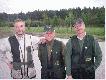 Wspomnie� cd.
Jedno z najmniejszych K� na Opolszczy�nie  - a jak si� stawia !
Od lat  bawimy si� w strzelectwo.Przysz�y te� rezultaty.
W tym roku po raz  trzeci b�dziemy walczy� o mistrzostwo Opolszczyzny,oczywi�cie
w klasie powszechnej- bo my si� bawimy. Gdzie na tam do mistrz�w.
Troch� znaczk�w zwi�zanych z zawodami,w kt�rych uczestniczy�em i jako zawodnik
i jako s�dzia.