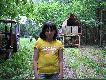 Renowacja pasnika
W dniu dzisiejszym to jest 25.06.2005. podobnie jak tydzie� temu ca�y dzie� sp�dzi�em wraz z kolegami i moja c�rk� przy remoncie pa�nika. W pierwszej kolejno�ci musieli�my jego zdemontowa� i przenie�� w nowe miejsce, tak musia�o si� sta� poniewa� na jego starym miejscu powsta�a nowa uprawa i w zwi�zku z tym tak trzeba by�o uczyni�. Wiele element�w wykorzystano przy budowie nowego pa�nika ze starego, wida� to dok�adnie na zdj�ciach. Poprzedni pa�nik spe�nia� swoje funkcje przez okres pi�tnastu lat, my�l�, �e i ten b�dzie si� podobnie sprawowa� i b�dzie spe�nia� swoj� funkcje dokarmiania zwierz�t w okresie zimy i nie tylko.