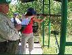 I hexe spr�bowa�a swych si� w strzelaniu do zaj�ca. Posz�o dobrze -7 trafie�