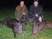 Pogoda nas nie oszcz�dzi�a(pada�o ca�e polowanie),ale �w.Hubert obdarzy� mnie i kol. Paw�a dzikiem:)