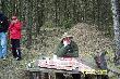 Sdzia na rogaczu jaki taki znudzony.